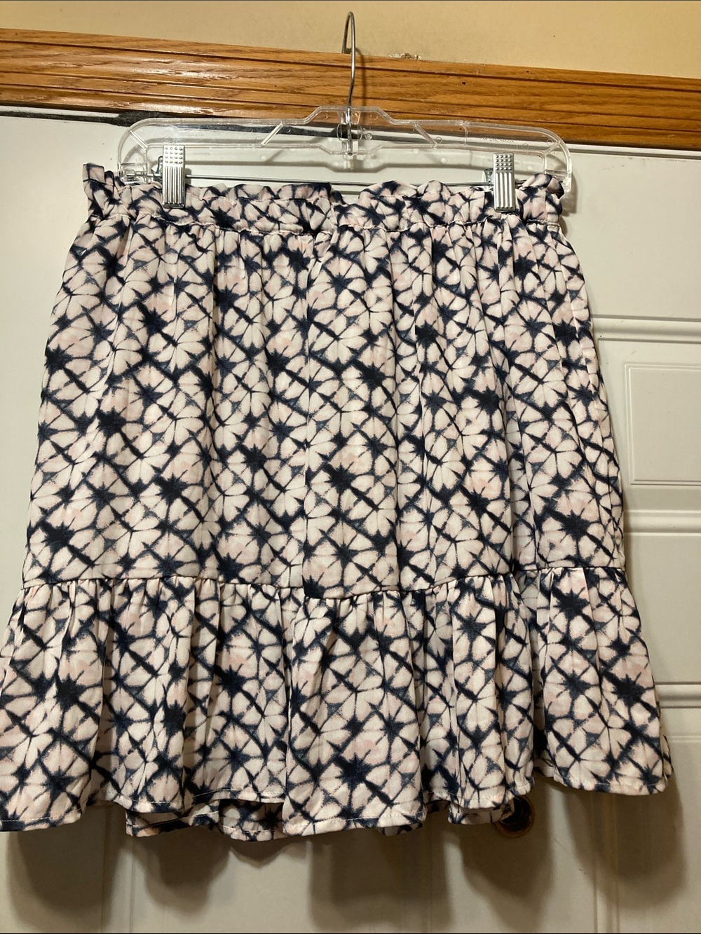 Banana Republic Ruffle Skirt S